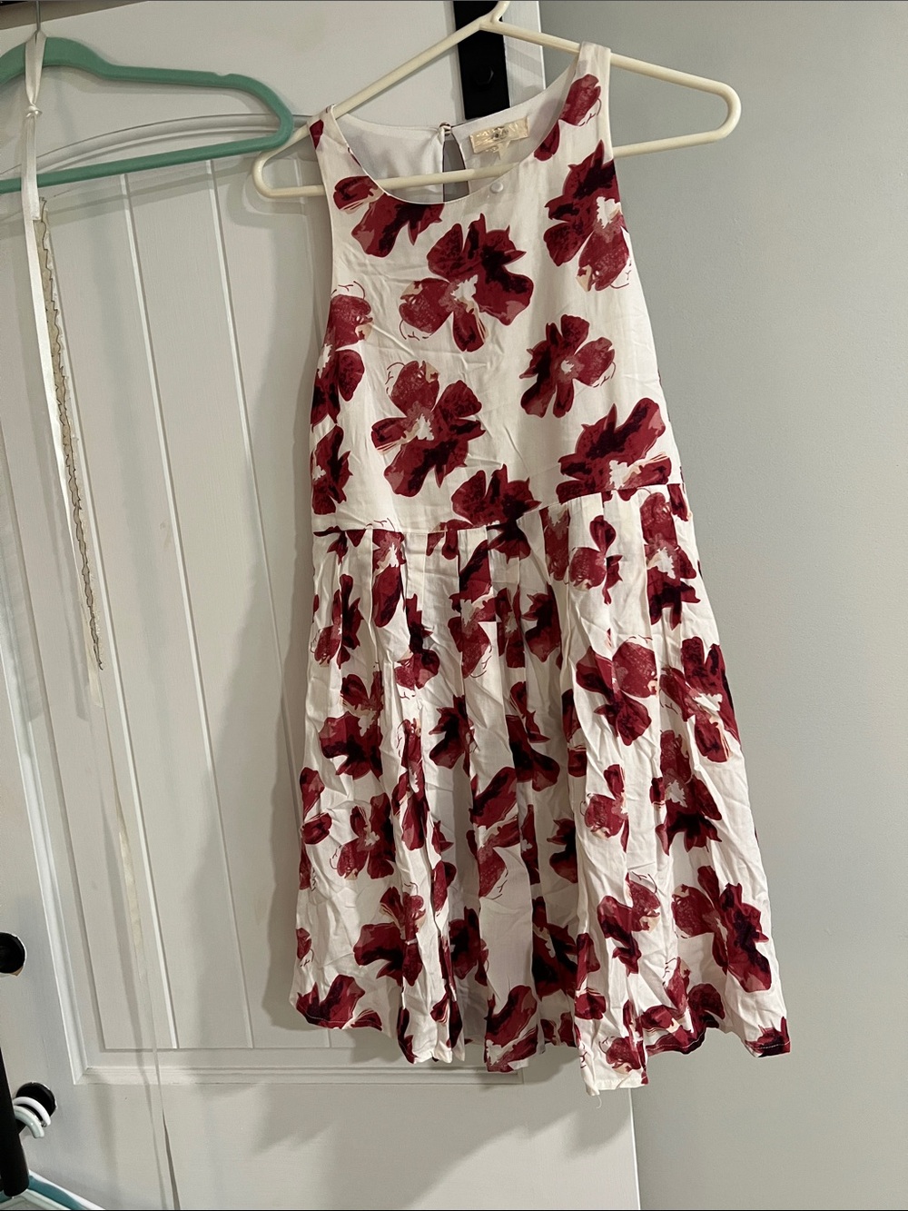 entro White Mini Dress with Red Floral Print